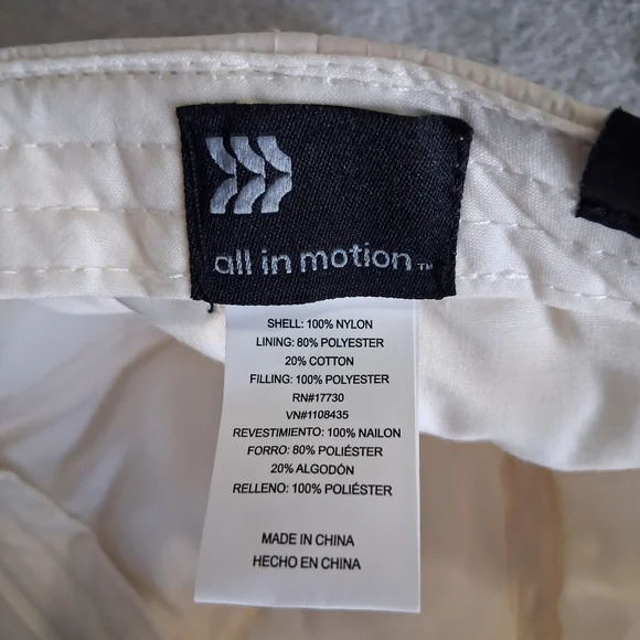All in Motion Quilted Cream Cap womens unisex adult nylon OS NWT - Picture 7 of 7